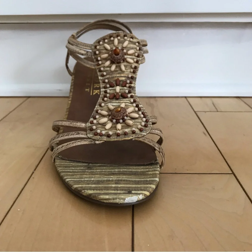 Wedge sandals - Picture 12 of 12